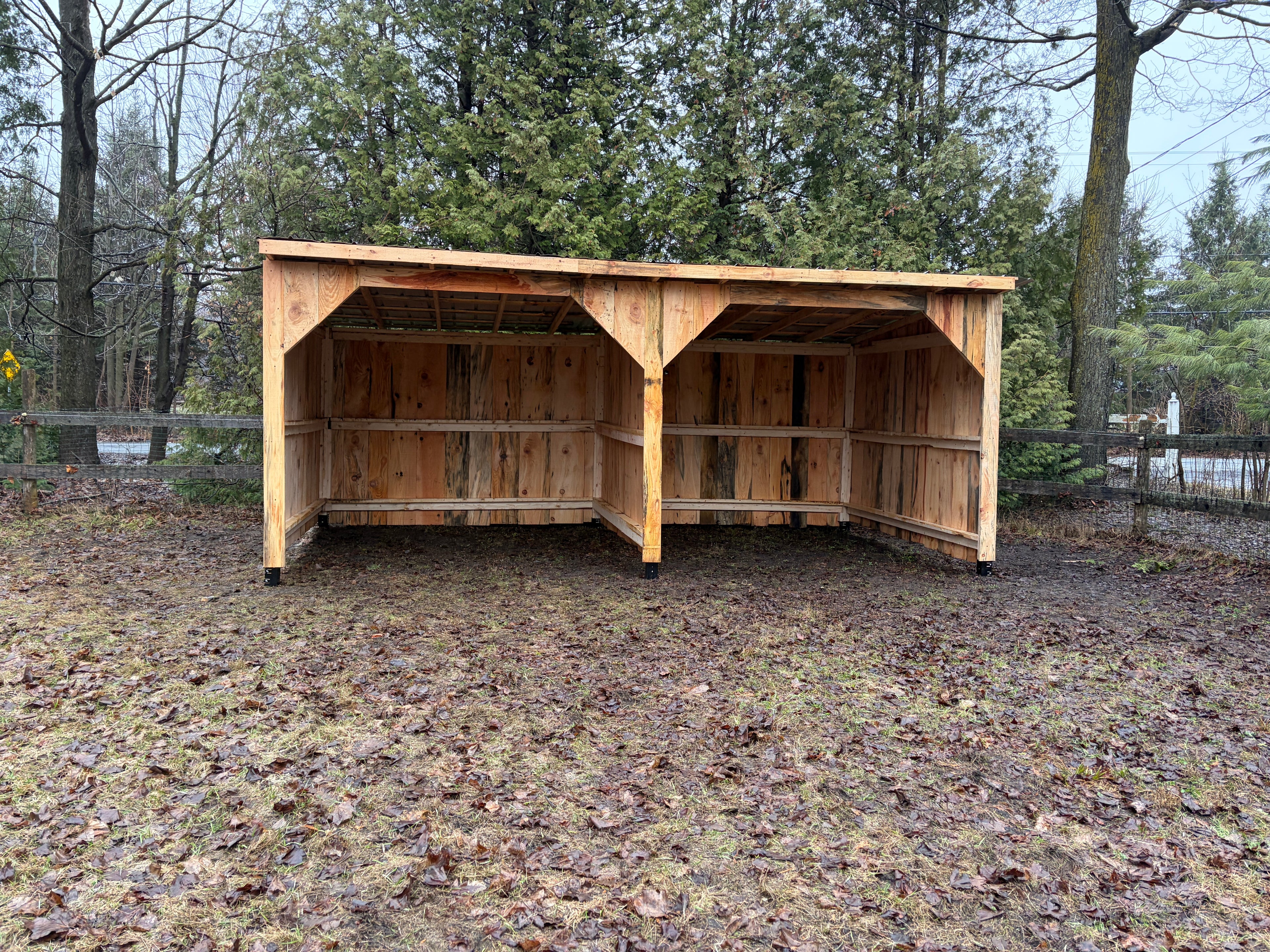 Abris de chevaux 10x20